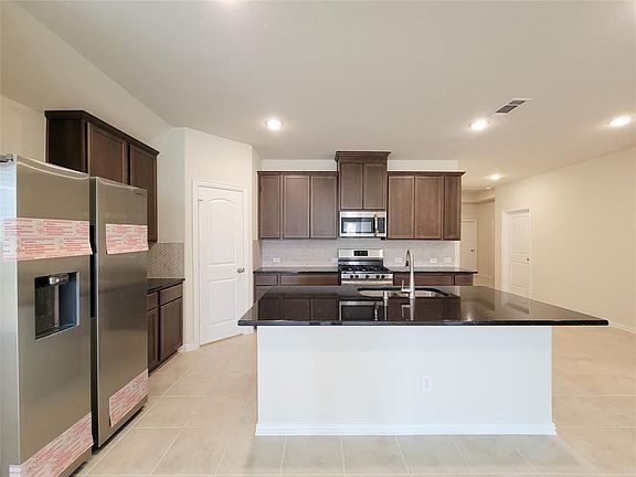 5th image of 21315 Tropisea Dr
