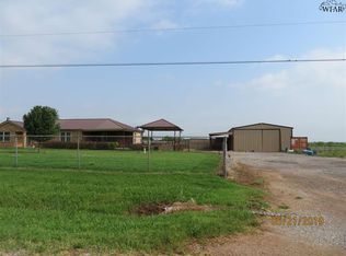 3088 Rogers Rd, Iowa Park, TX 76367