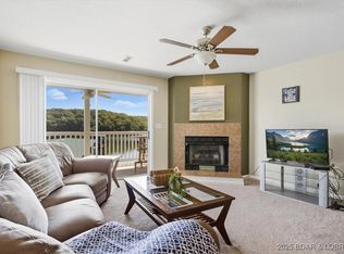 4800 Eagleview Dr UNIT 121, Osage Beach, MO 65065