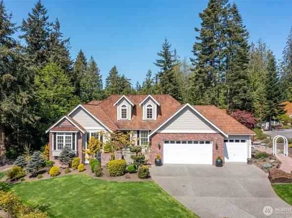 2418 Lake Park Drive, Anacortes, WA 98221