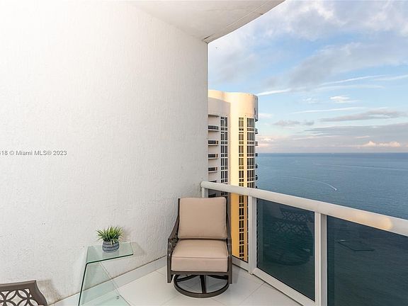 4th image of 15901 Collins Ave APT 4104