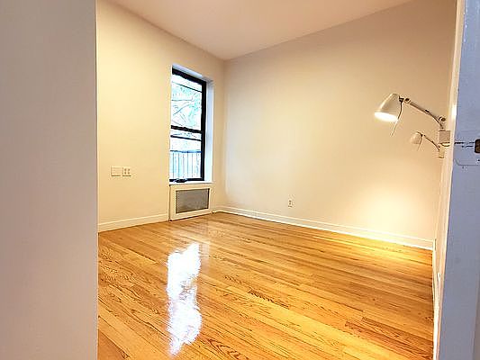 5th image of 557 W 140th St APT 2C
