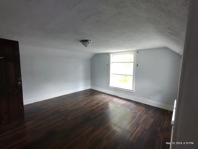 1615 Herbert St #1/2 — Photo 5