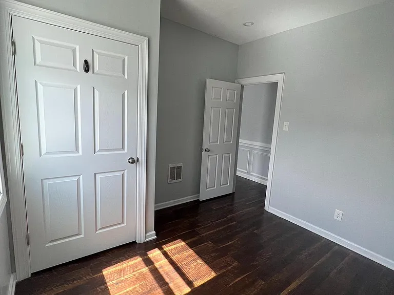 2084 E Allegheny Ave #2 — Photo 8