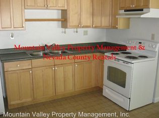 217 N School St APT B, Grass Valley, CA 95945