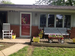 2117 W Surrey Dr, Muncie, IN 47304