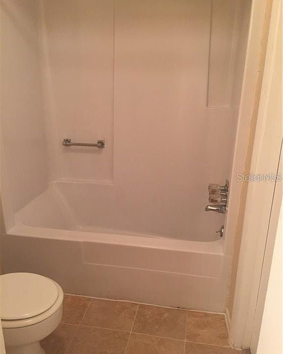 2nd image of 306 Cherokee Ct APT H