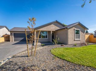 525 N Boulder Dr, Redding, CA 96003