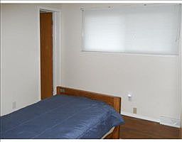 5th image of 1300 Gault Dr