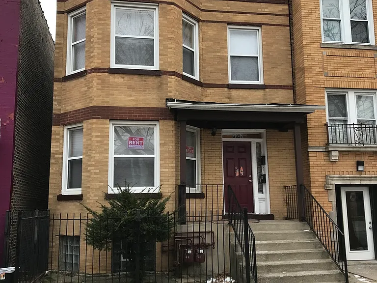 3057 W Flournoy St #2 — Photo 1