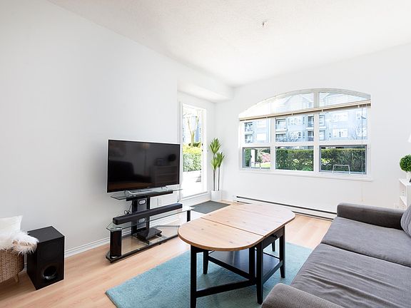 3rd image of 5888 Dover Cres #140