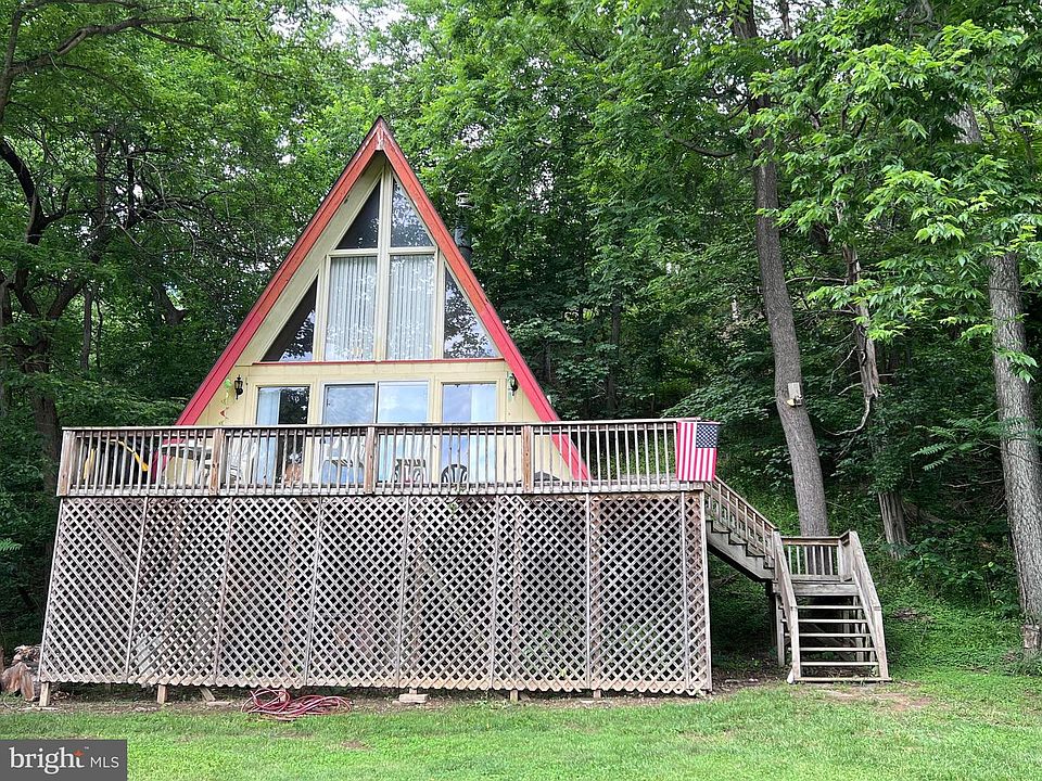 1st image of 444 Deer Meadow Dr