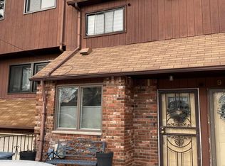 961 W Fingerboard Rd, Staten Island, NY
