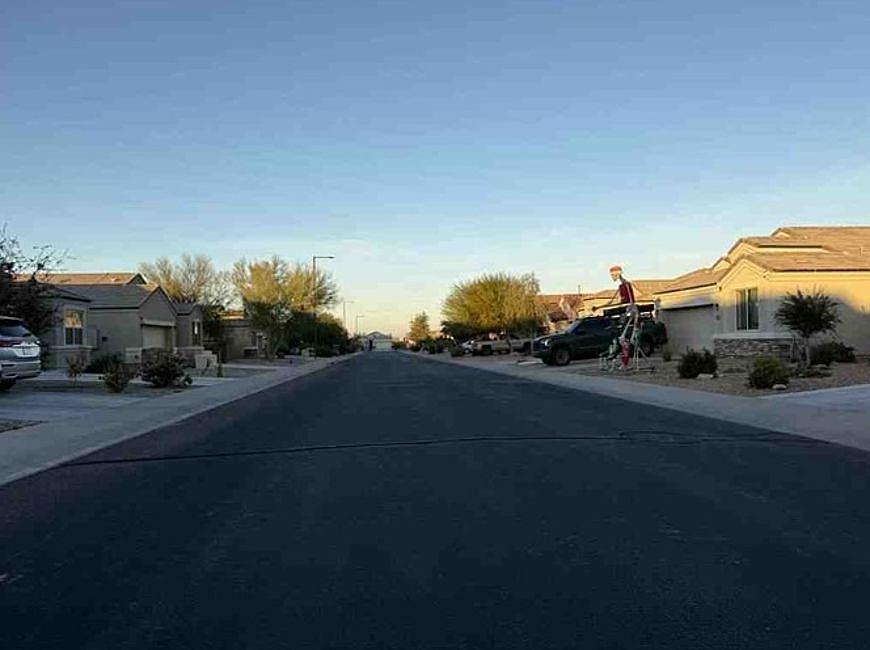 Exterior Neighborhood (street photo)