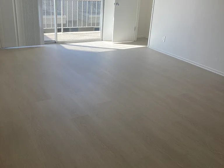 1415 Brockton Ave — Photo 9