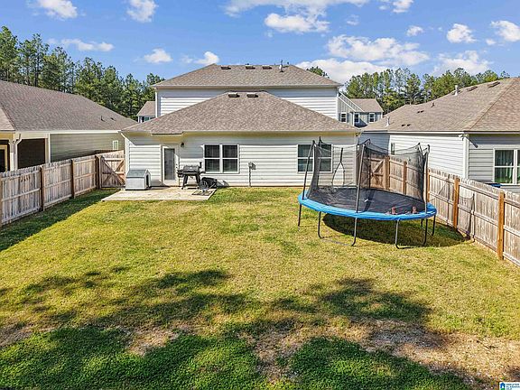 2nd image of 10005 Chelsea Park Trl