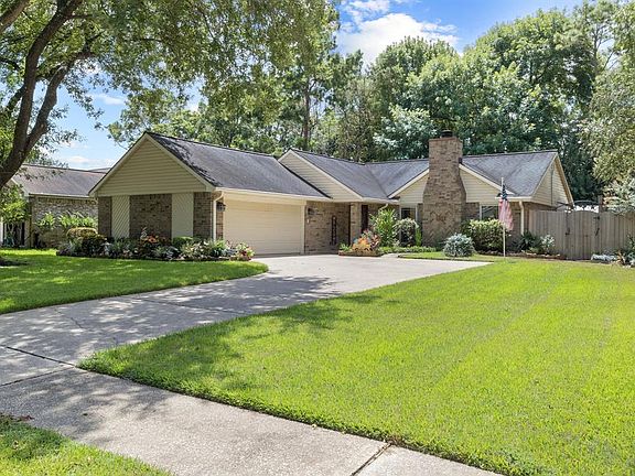 Come on in! You're going to love your new home!