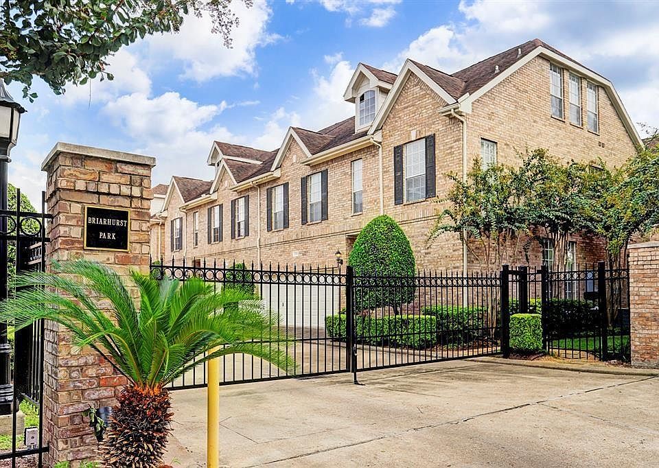 1st image of 2814 Briarhurst Park