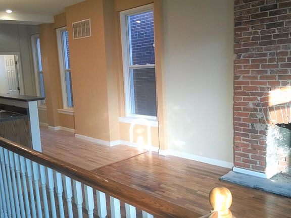 2nd image of 4425 Arco Ave