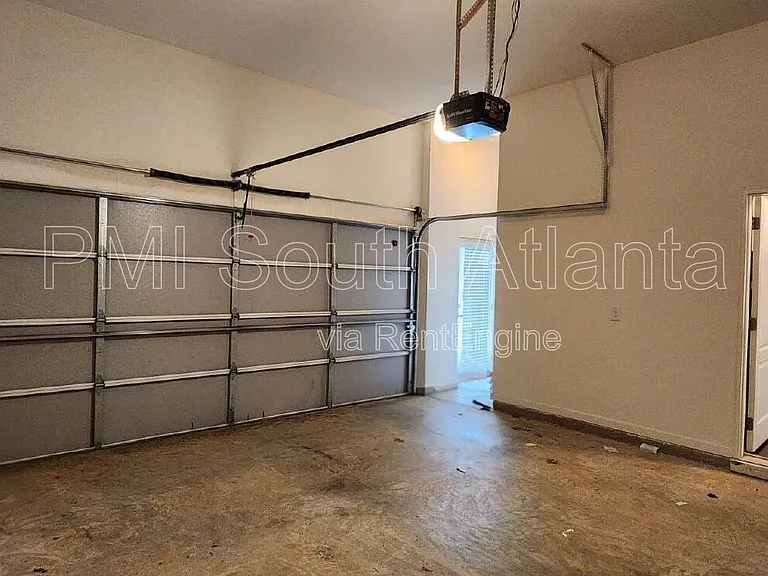 7744 Rutgers Cir — Photo 13
