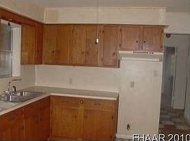 2nd image of 110 Circle Dr