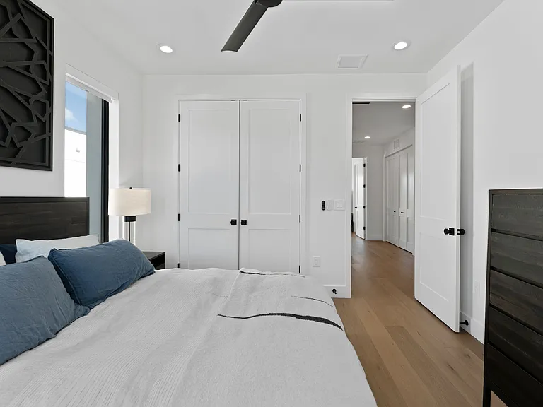 2502 N Highland Ave #2 — Photo 25