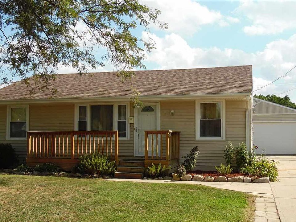 1st image of 7 Harvest Ln