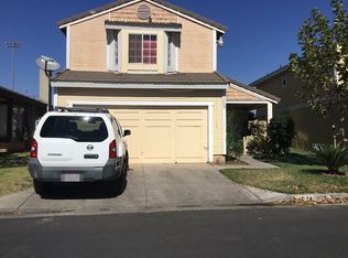 3004 W Santolinas St, Rialto, CA 92376