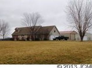 6988 W 400 N, Madison, IN 47250