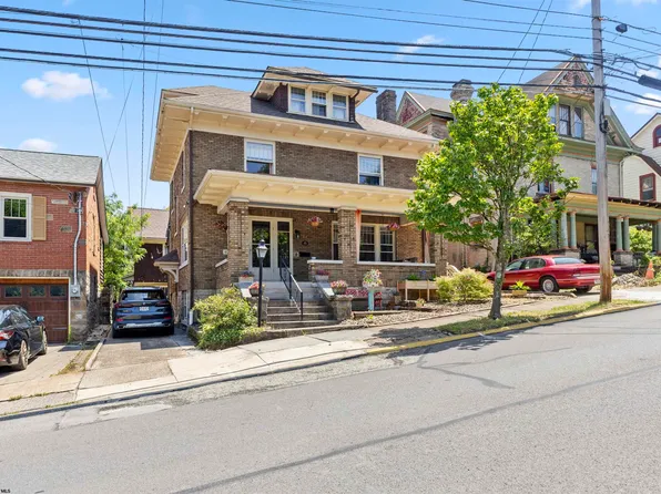 423 Grand St, Morgantown, WV 26501