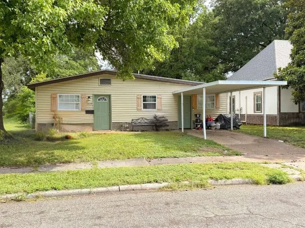 1409 W 9th Street, Joplin, MO 64801