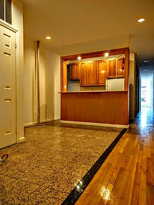 Rented by Union Square Property Management | media 6