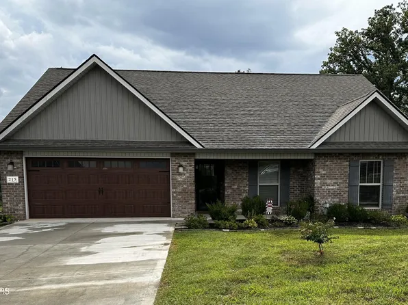 215 Montgomery Farms Dr, Friendsville, TN 37737