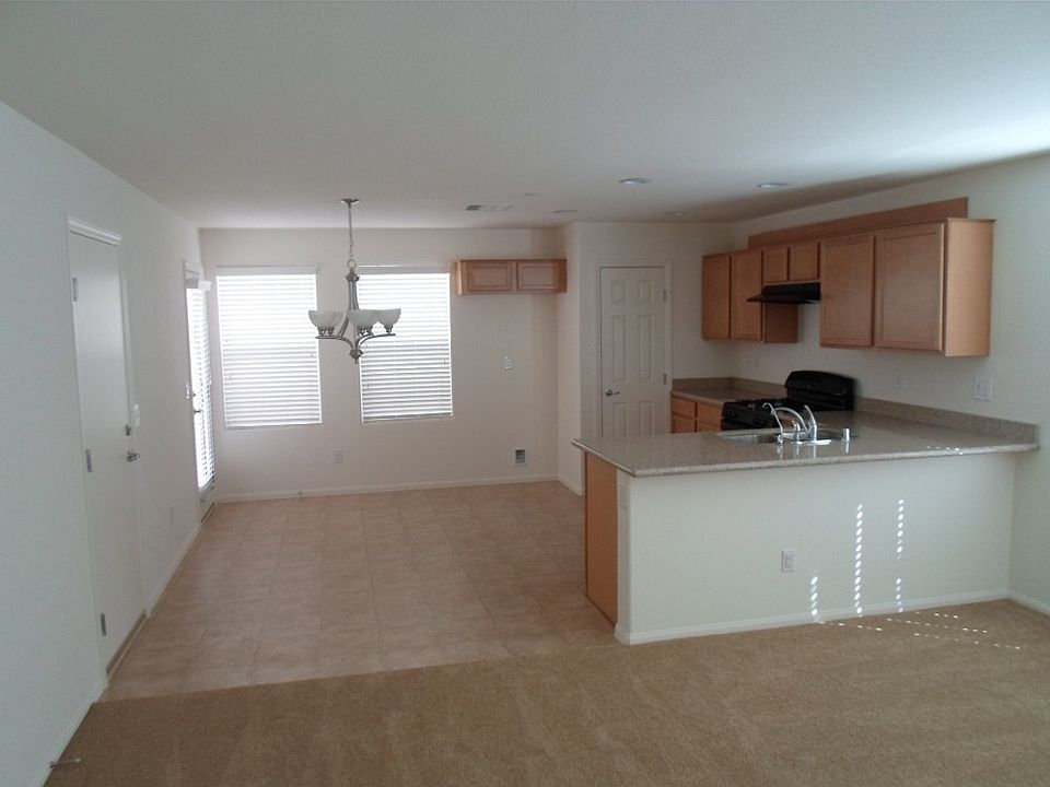 2nd image of 220 Belmont Canyon Pl