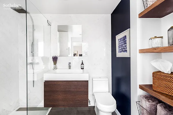 Sold by Sotheby's International Realty | media 6