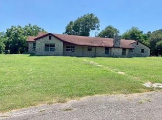 8313 Fm 1854, Dale, TX 78616