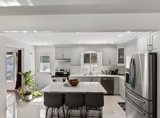 23 Thomas St, Cobourg, ON K9A1K1