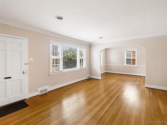 3rd image of 5017 Park Ave
