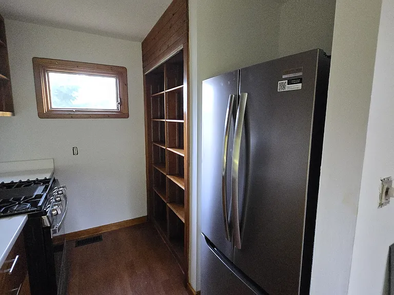 2713 N Mayview Rd #A — Photo 3