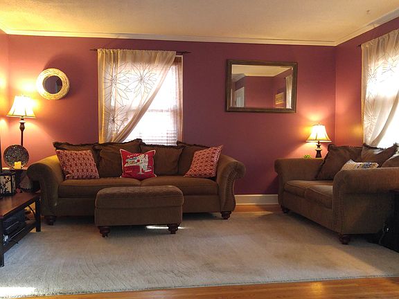 5th image of 108 Woodcrest Dr
