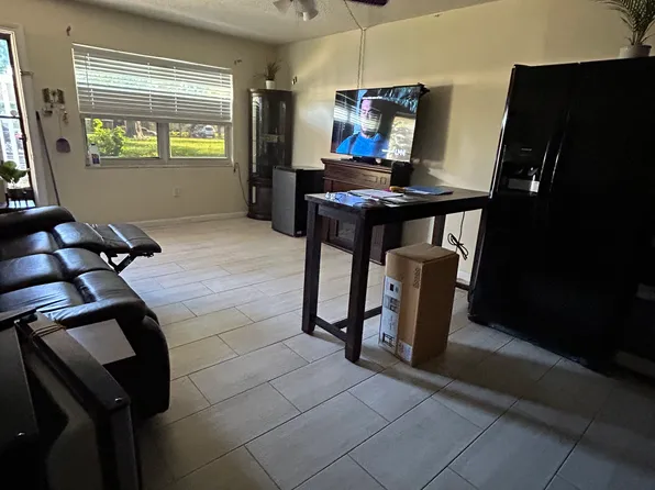 2501 Harn Blvd APT H17, Clearwater, FL 33764