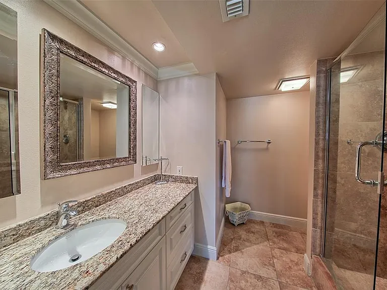 1480 Gulf Blvd #512 — Photo 23