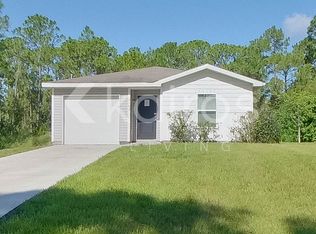 2103 Roosevelt Ave, Alva, FL 33920