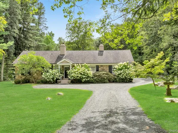 55 Mountain Farm Road, Tuxedo Park, NY 10987