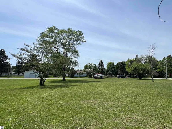 1234 Monroe St, Mancelona, MI 49659