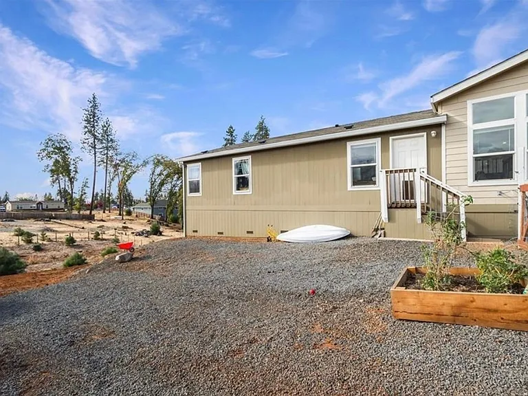 918 Deer Creek Ln — Photo 15