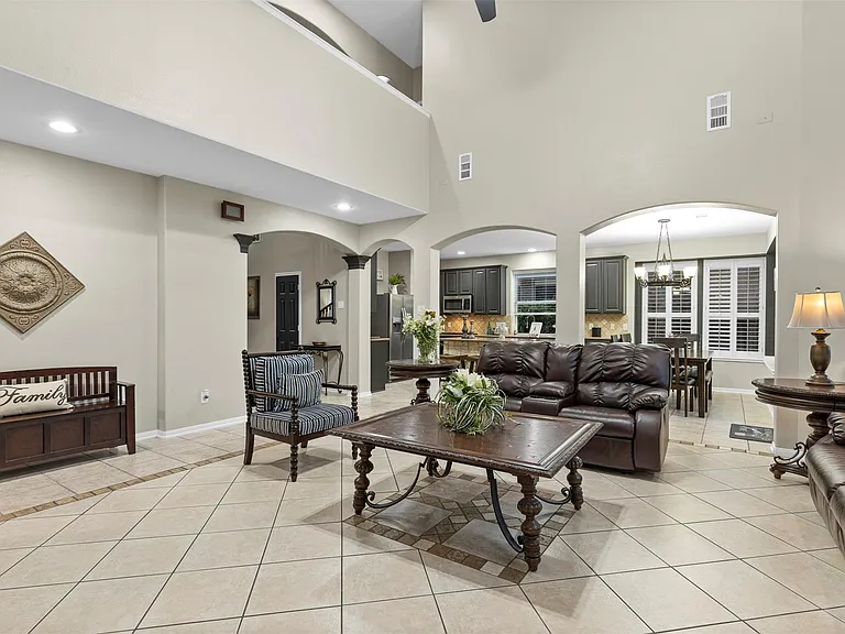 13923 Prospect Point Dr — Photo 23