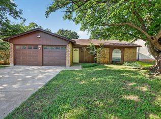 6645 Harrison Way, Watauga, TX 76148