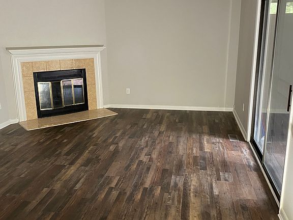 Working Wood Fireplace in Living Room