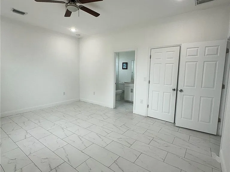 5134 Bristo St — Photo 11